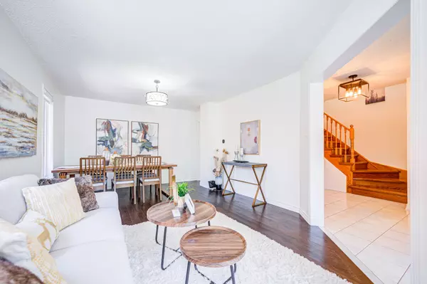 Pickering, ON L1V 6R4,1925 Pine Grove AVE