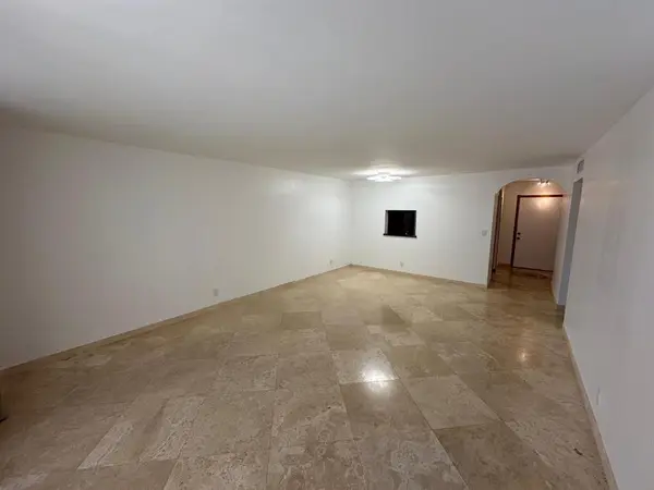 Hallandale Beach, FL 33009,1000 NE 12th Ave #307