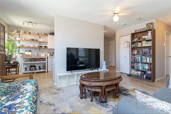 Victoria, BC V8T 1A8,1028 Balmoral Rd #403