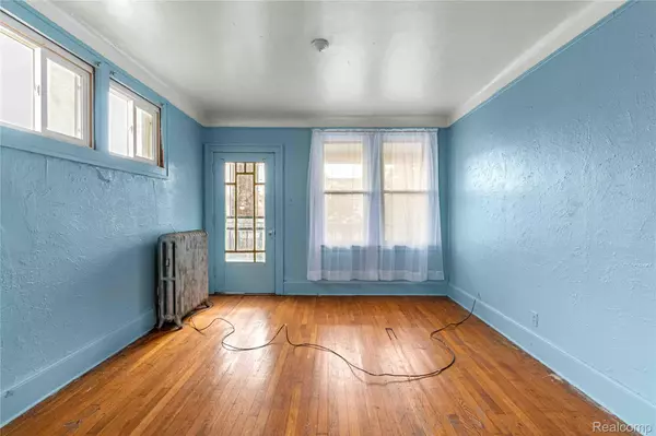 Detroit, MI 48210,6732 Clifton ST