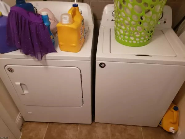 Elizabeth City, NJ 07206,634 MAGNOLIA   AVE #1