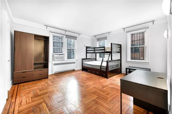 Brooklyn, NY 11235,130 Amherst ST