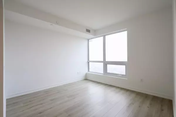 Toronto C08, ON M4W 0B4,395 Bloor ST E #4706