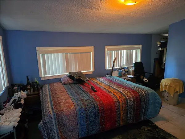 Sunrise, FL 33313,1501 NW 62nd Ter #A