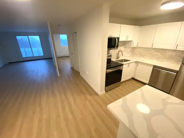 573 Mornington AVE #512, London East, ON N5Y 4T9