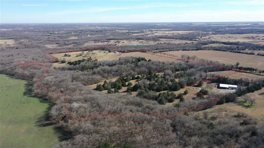 Savoy, TX 75479,984 County Road 4027