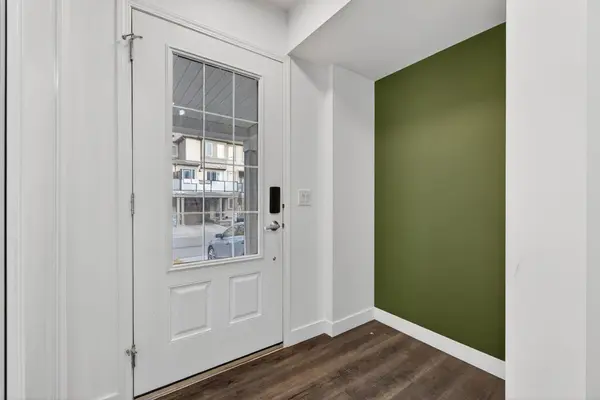 Calgary, AB T3N 0P9,213 Cityscape LN NE