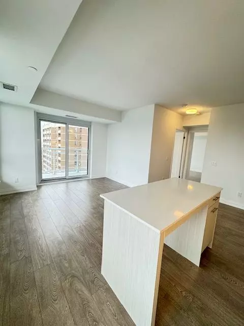 Toronto E02, ON M4C 4X4,286 Main ST #2403