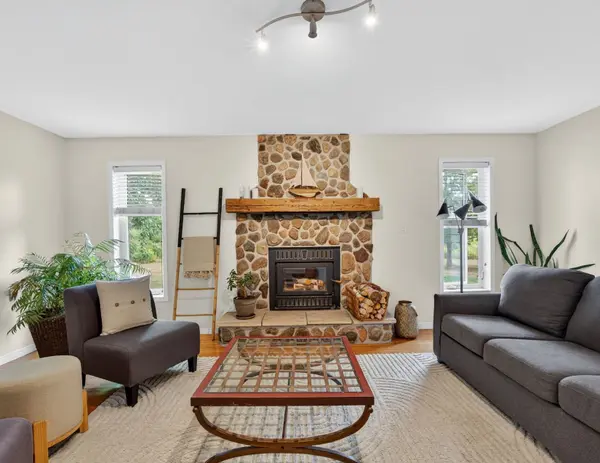 1152 Concession RD, Ramara, ON L0K 1B0