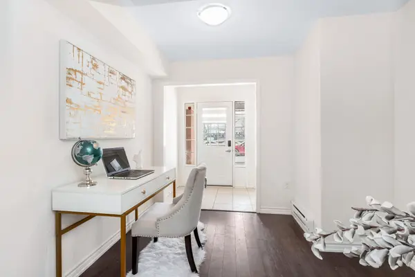 Milton, ON L9E 1P1,1222 Rose WAY #82