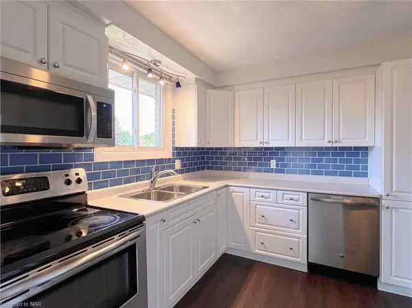 St. Catharines, ON L2T 1P9,106 St David's RD #Upper