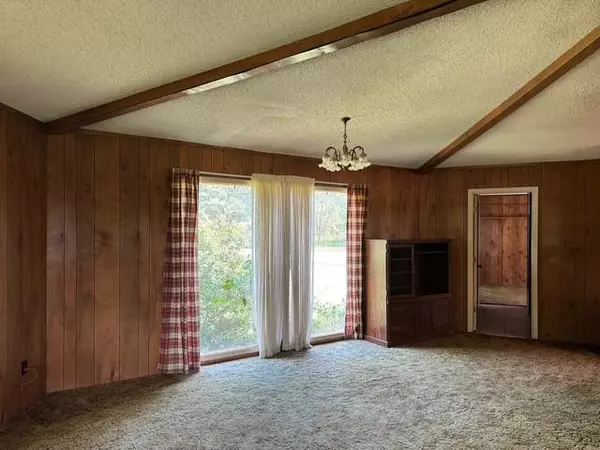 Winnsboro, TX 75494,1111 Gilmer Road