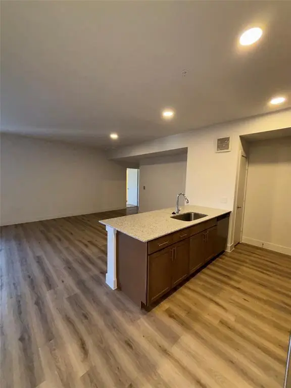 Mckinney, TX 75069,300 N McDonald Street #1428