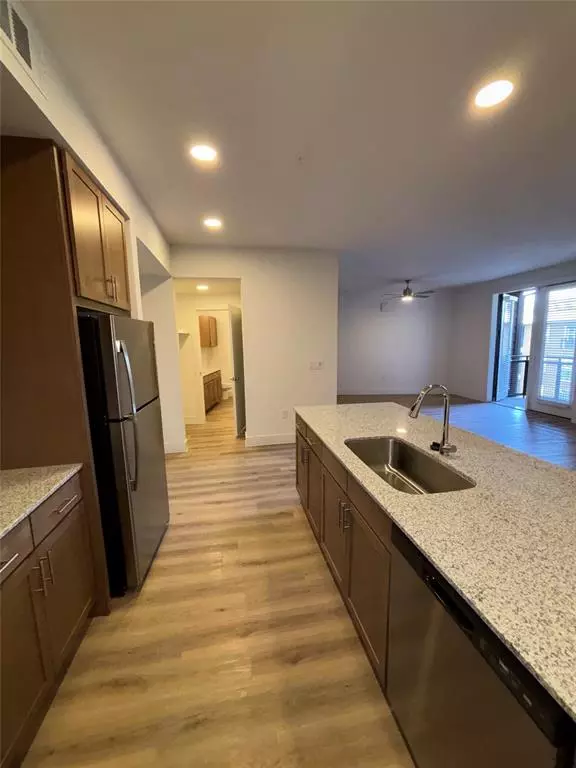 Mckinney, TX 75069,300 N McDonald Street #1428