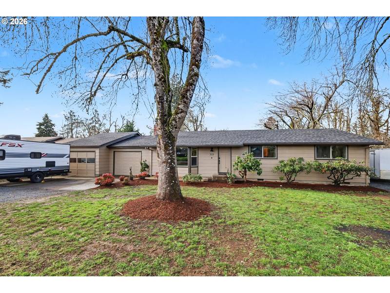 777 N 11TH ST, Cottage Grove, OR 97424