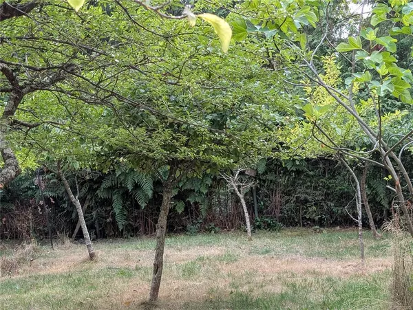 Gabriola Island, BC V0R 1X1,Lt 16 Berry Point Rd