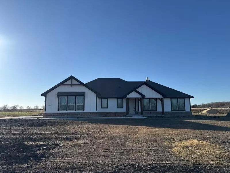 8885 County Road 623, Blue Ridge, TX 75424