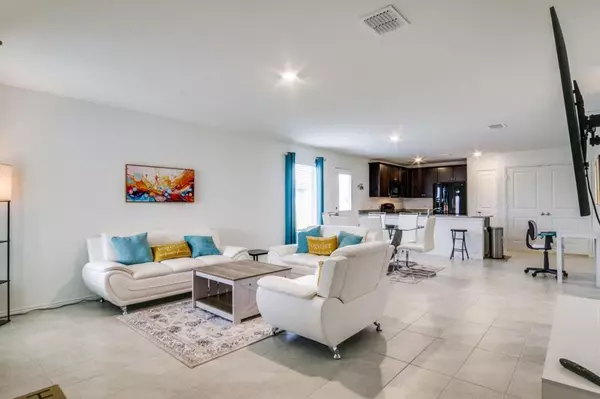 2808 Slatewood Drive, Fort Worth, TX 76179