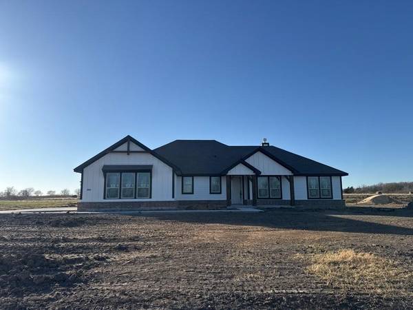 8885 County Road 623, Blue Ridge, TX 75424