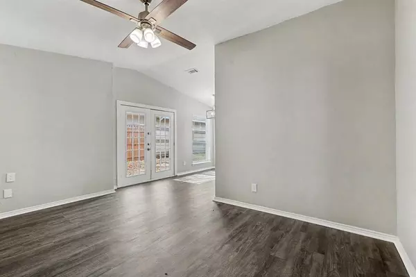 Dallas, TX 75217,9680 Limestone Drive