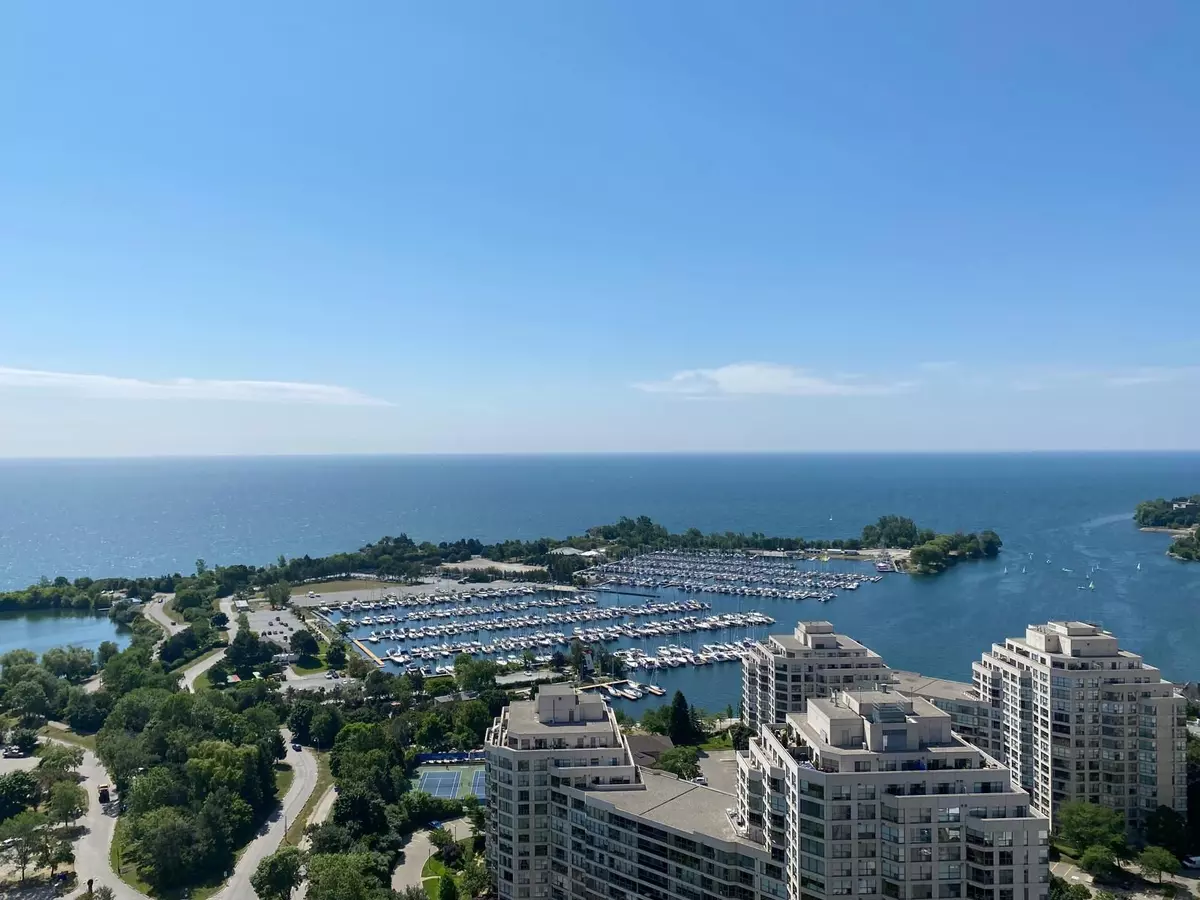 Toronto W06, ON M8V 0B2,2230 Lakeshore BLVD #3202