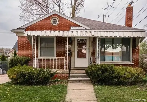 6917 Heyden ST, Dearborn Heights, MI 48127