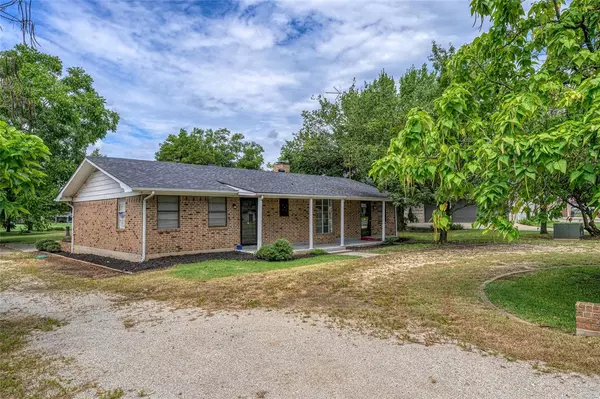 Gainesville, TX 76240,300 Navajo Trail