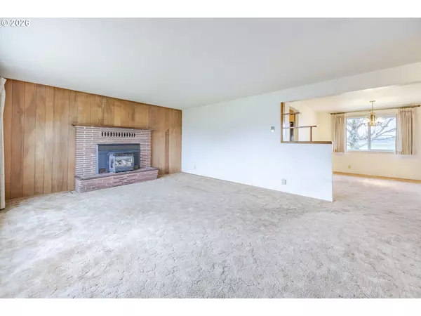 Eugene, OR 97402,1833 N DANEBO AVE