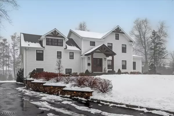 35 Winding Way, Madison Boro, NJ 07940