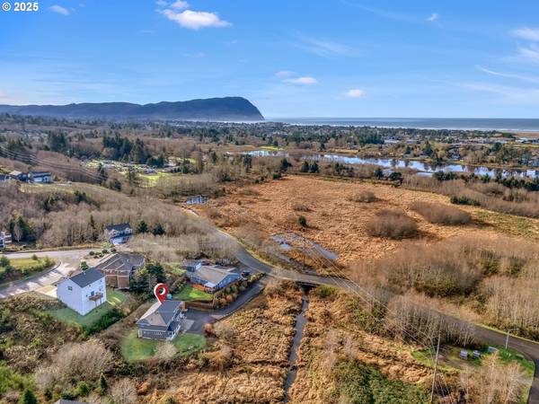 2110 THOMPSON FALLS DR, Seaside, OR 97138