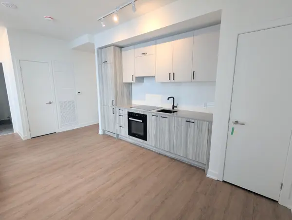 Toronto C13, ON M3C 0S4,1 Quarrington LN #2211