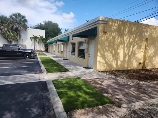 Plantation, FL 33317,4080 W Broward Blvd