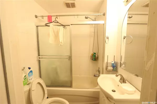 Regina, SK S4T 2N1,1115 Robinson STREET