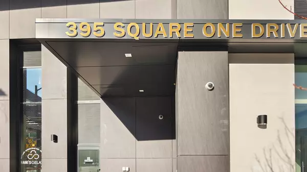 Mississauga, ON L5B 0P6,395 Square One DR #3807
