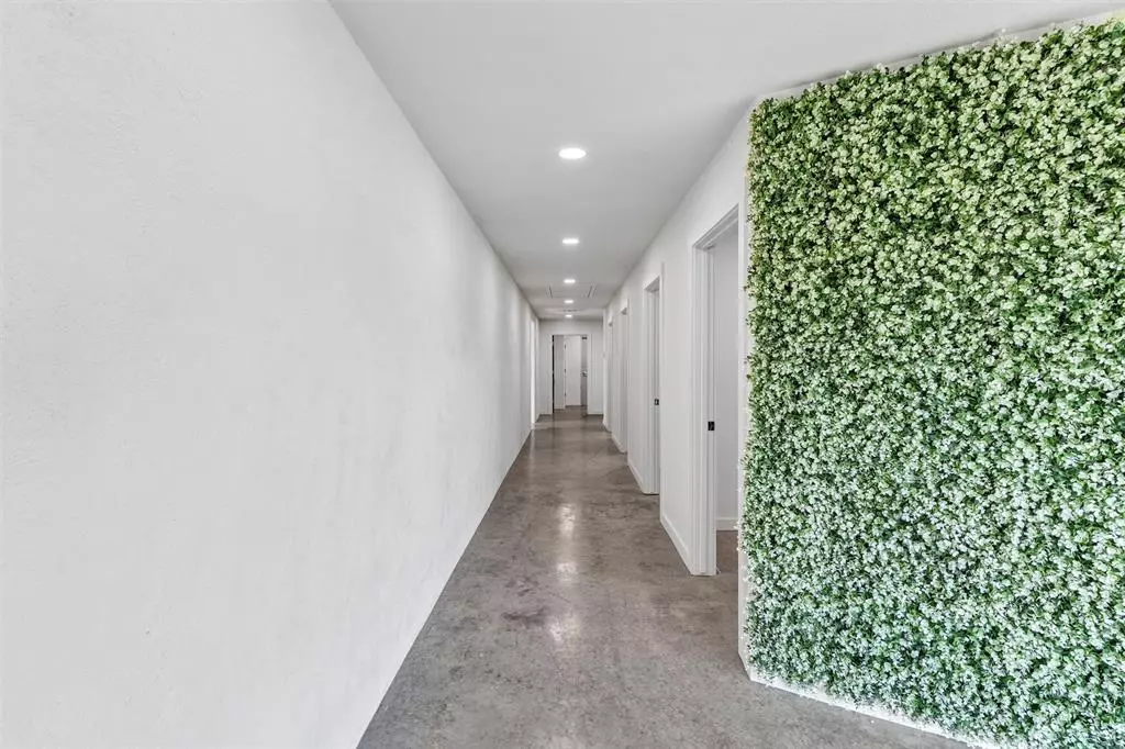 Granbury, TX 76048,1555 Woodmere Trail #102