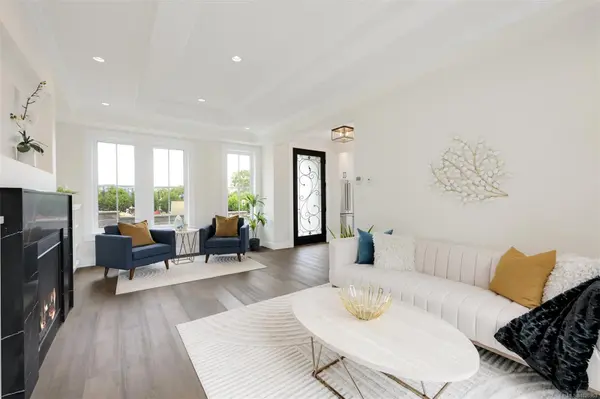 Victoria, BC V9A 3K5,720 Alston St