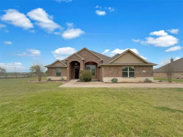 103 County Road 4223, Decatur, TX 76234