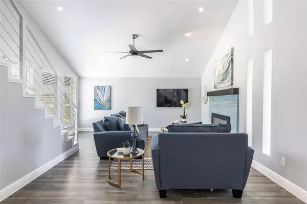 Irving, TX 75062,3829 Twin Falls Street