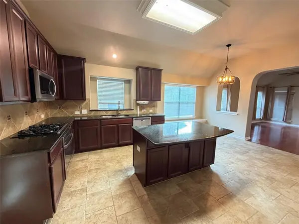 Fort Worth, TX 76244,10329 Stoneside Trail