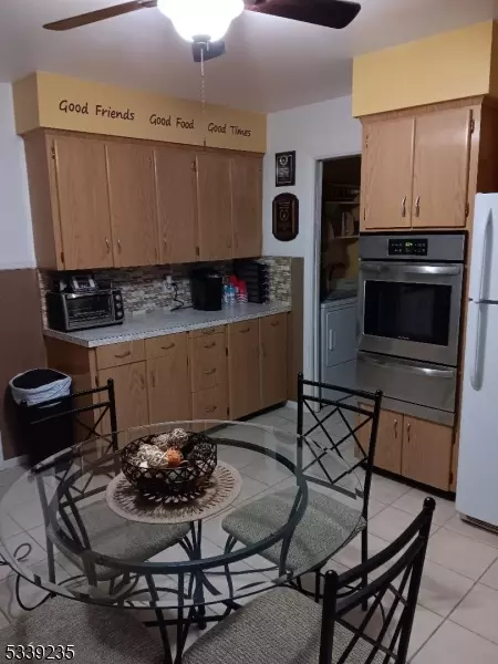 Elmwood Park Boro, NJ 07407,545 Mola Blvd