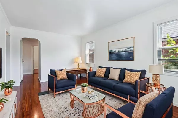 Elmont, NY 11003,150 Heathcote RD