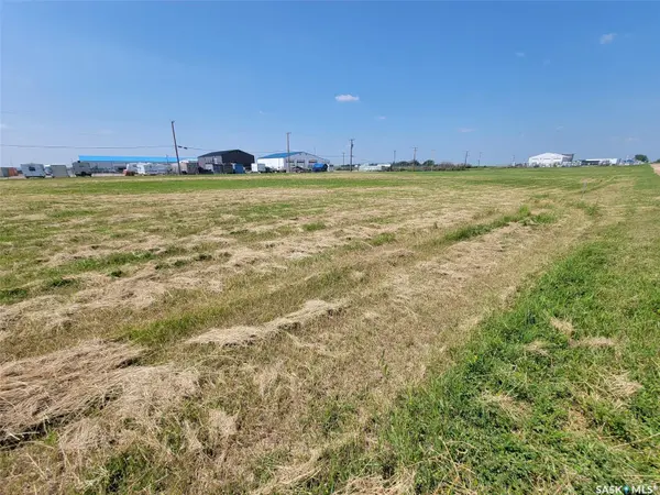 5504/5506/5508 46th STREET, Macklin, SK S0L 2C0