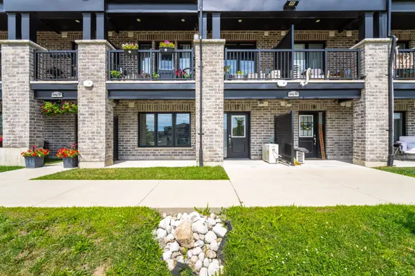 160 Rochefort ST #B-17, Kitchener, ON N2R 0P5