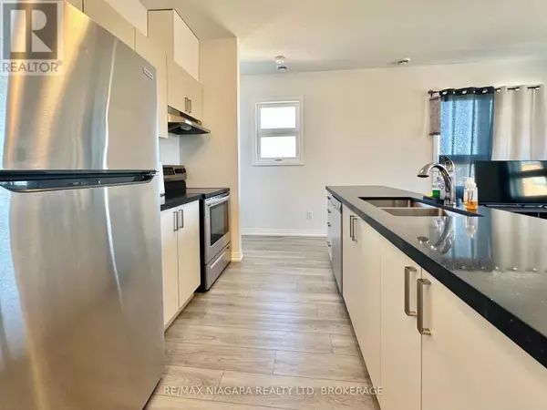 Niagara Falls, ON L2E 0C1,6705 Cropp ST #43