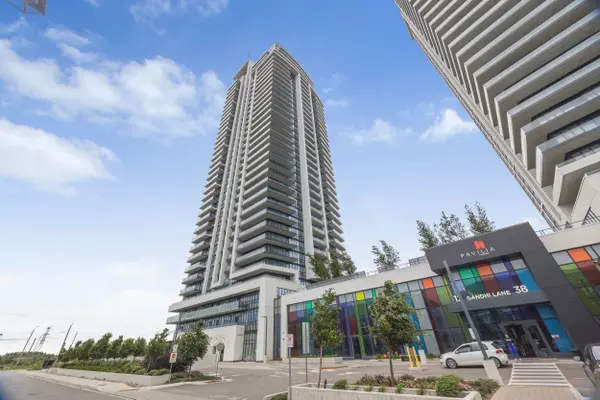 Markham, ON L3T 0G8,12 Gandhi LN #306