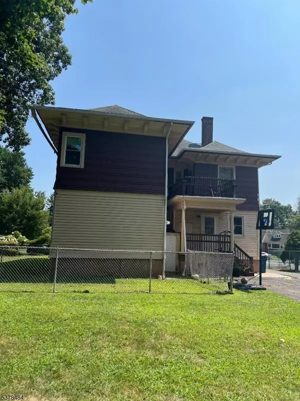 Plainfield City, NJ 07063,814 Sherman Ave