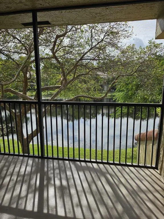 Pompano Beach, FL 33063,2472 NW 49th Ter #780