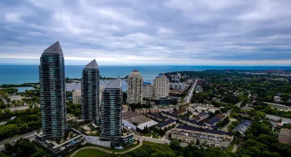 Toronto W06, ON M8Y 3H8,36 Park Lawn RD #3801