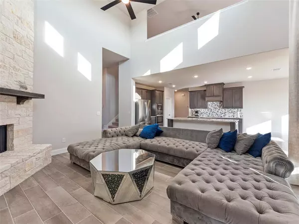 Waxahachie, TX 75165,194 morning light Lane