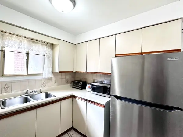 Toronto E07, ON M1V 1K4,53 Montezuma TRL